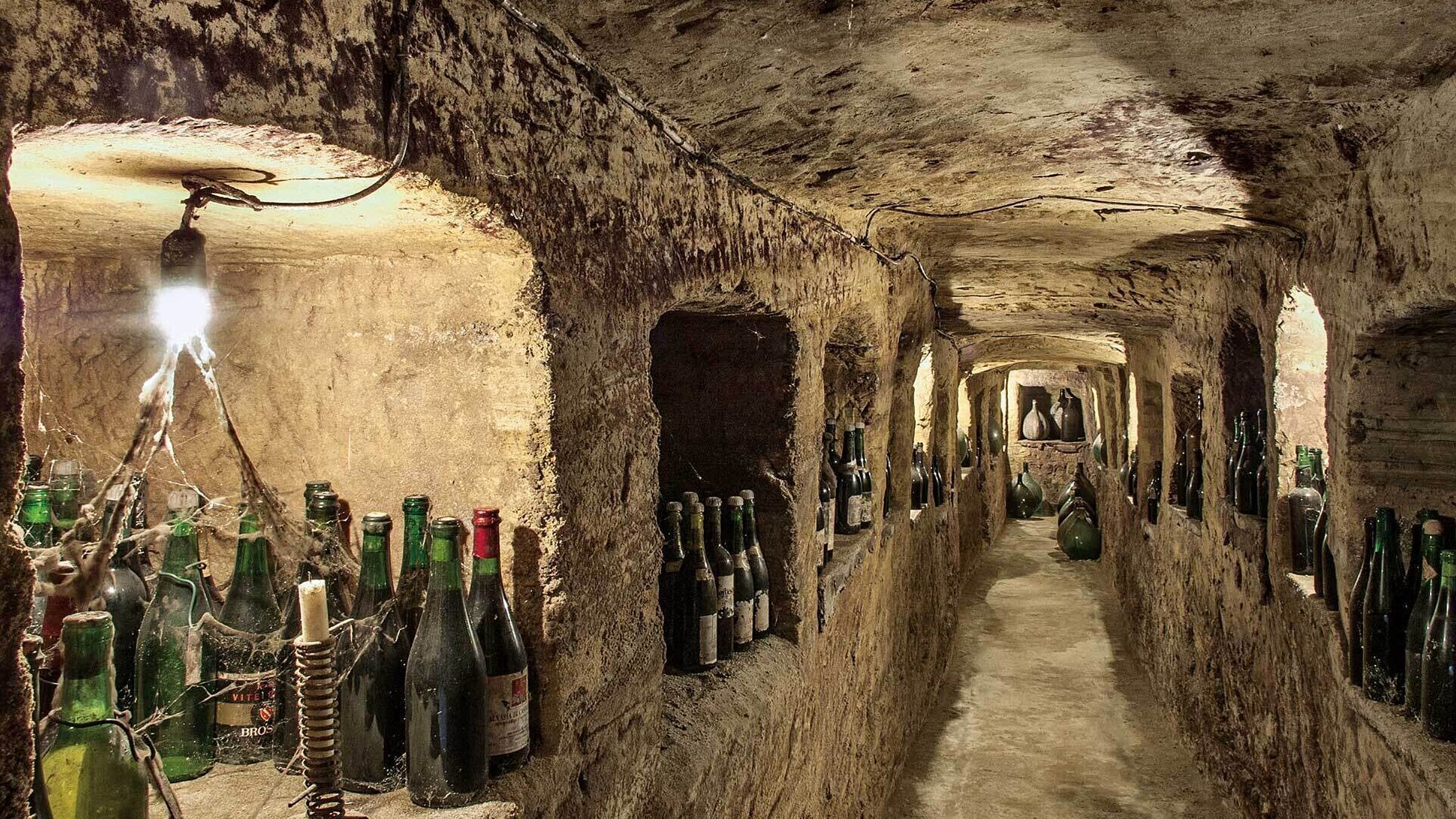 Gli Infernot sono opere di architettura tradizionale scavate a mano nella pietra