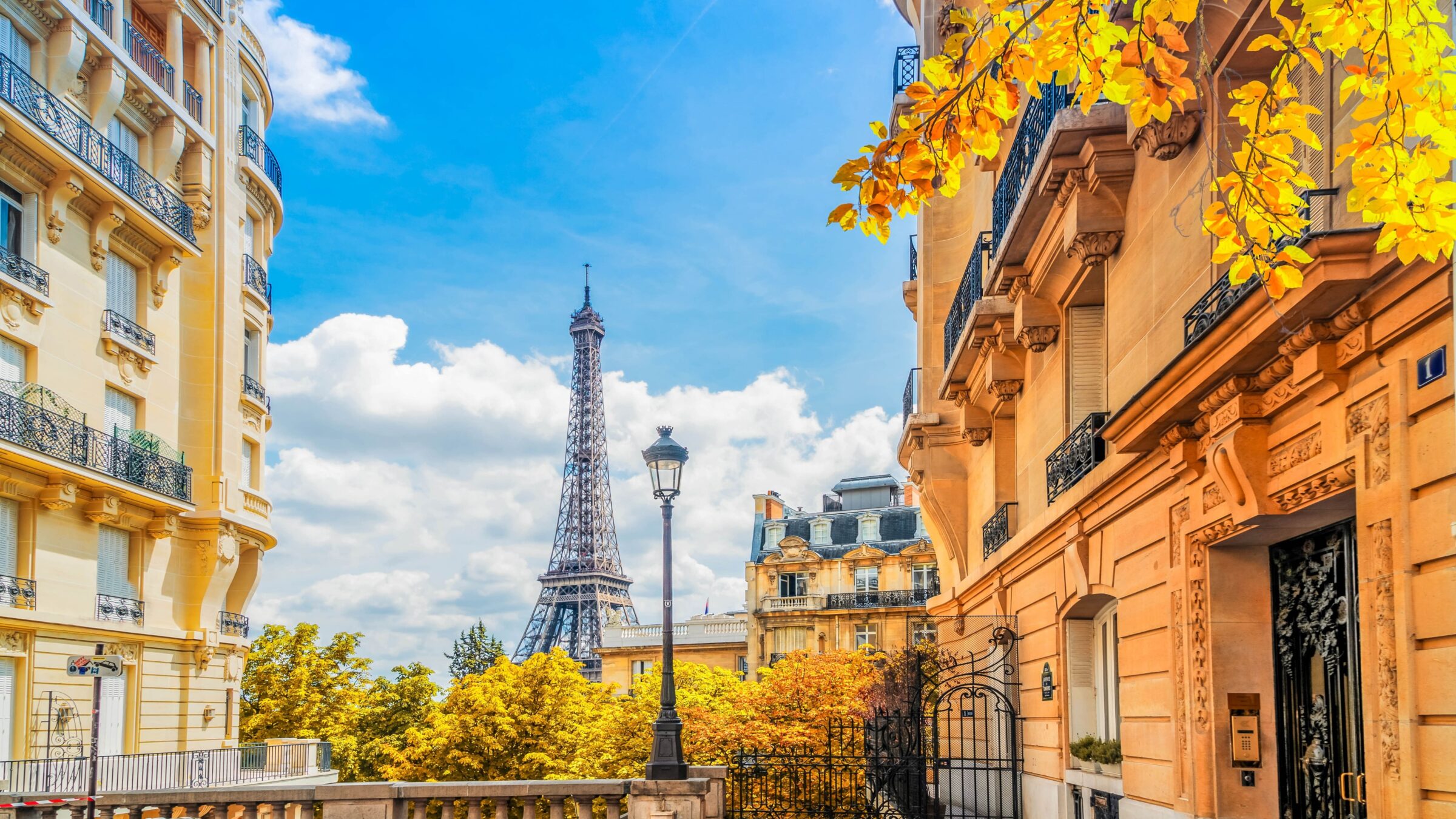 Parigi con Ugo